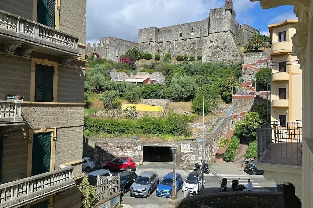 Apartamento Tra Mare E Castello La Spezia 0*,